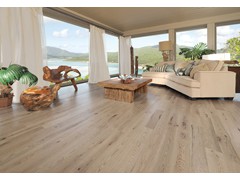 MIrage -  Handcrafted - Red Oak Chateau